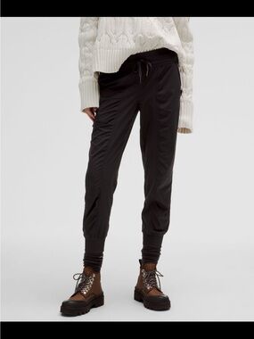 Lululemon Joggers‎ Size 2